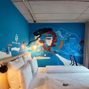 https://villa-viva-hamburg-neueroffnung-nov-2023.hamburg-hotels-de.com